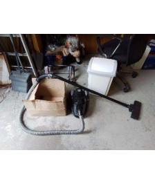 PETIT ASPIRATEUR NOIR 