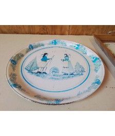 PLAT EN TAULE MOTIF BRETON 