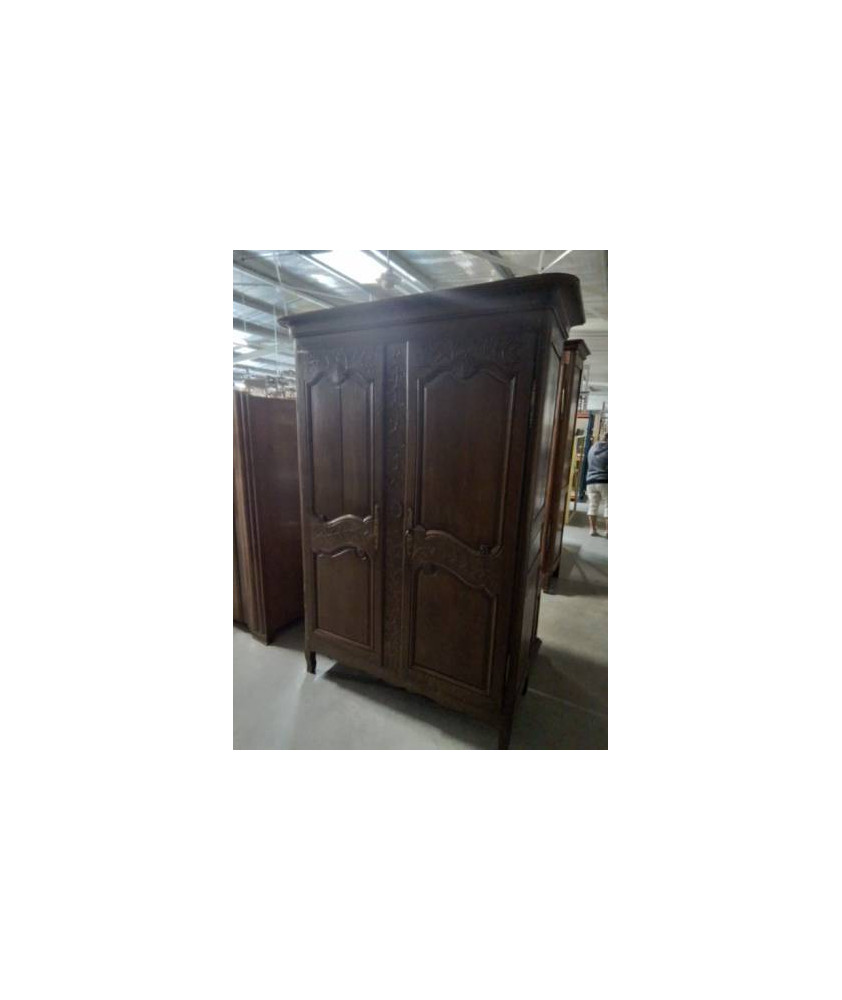 ARMOIRE LINGERE  MOULURÉ SCULPTÉ XIXE