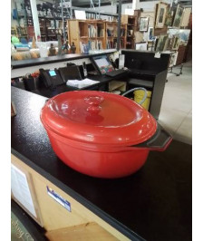 COCOTTE OVALE FONTE ÉMAILLÉE ROUGE