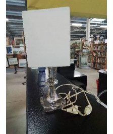 LAMPE CRISTAL ET LAITON AJ BLANC ANNÉES 50
