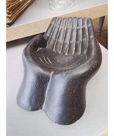 GIVING HAND 22 CM