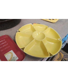 PLAT COMPARTIMENTS PLASTIQUE JAUNE