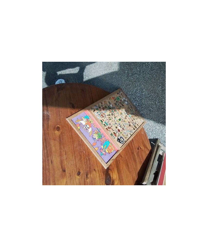 PLAQUE PIN’S