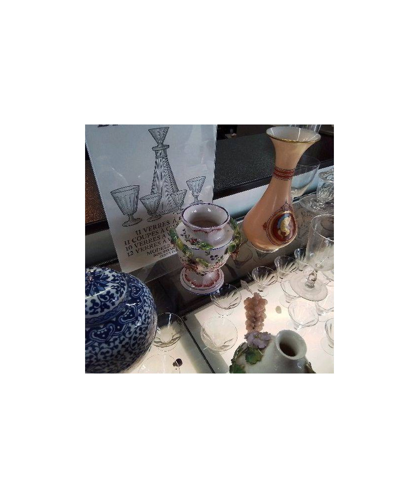 VASE EN LUNÉVILLE 