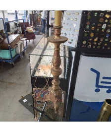PIED DE LAMPE EN BOIS DORÉ 