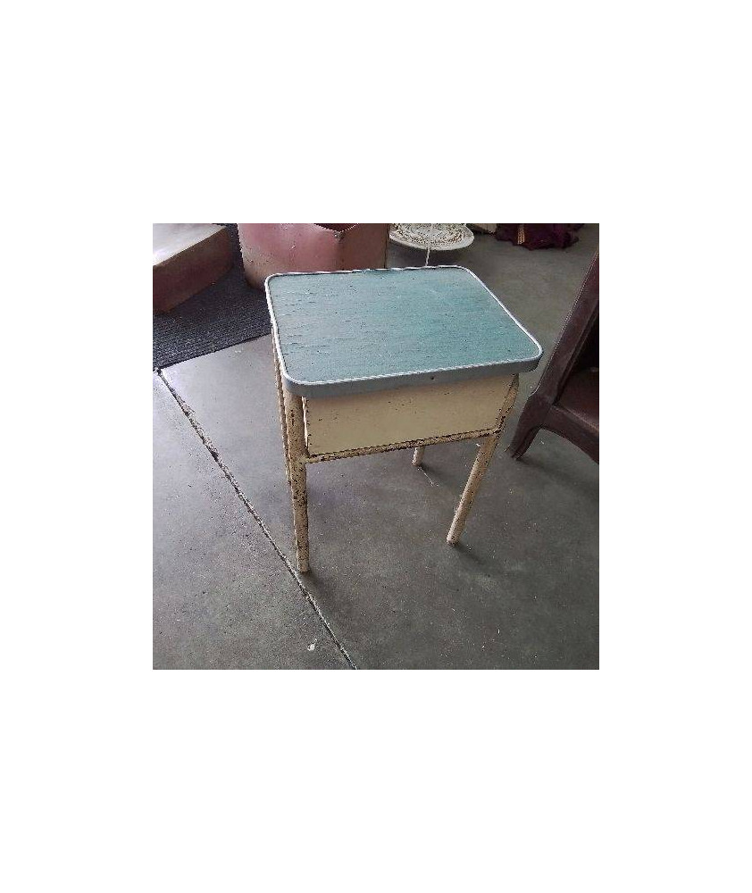 TABLE FORMICA