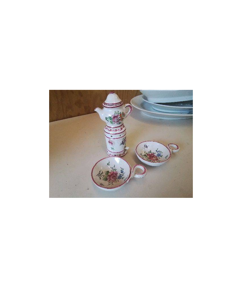 DINETTE EN PORCELAINE 