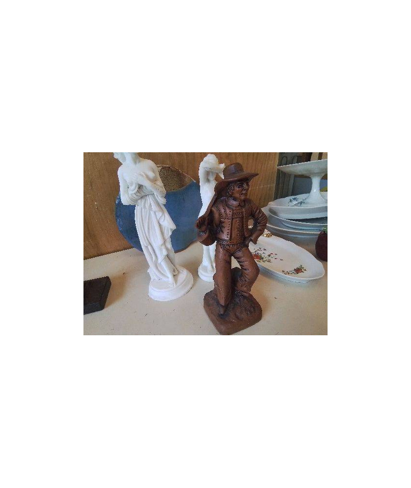 FIGURINE EN TERRE CUITE
