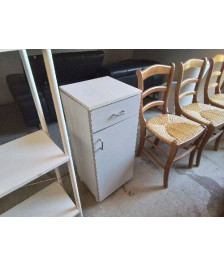 PETIT MEUBLE DE TOILETTE BLANC 