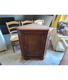 MEUBLE D’ANGLE STYLE REGENGE 