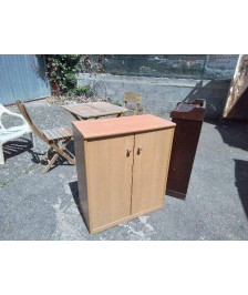 PETIT MEUBLE DE RANGEMENT 