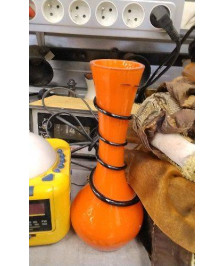 VASE ORANGE ET NOIR 