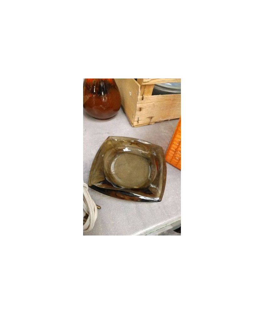 CENDRIER VERRE FUME 