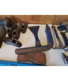 OUTILS DE JARDINAGE 