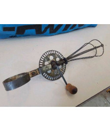 FOUET MECANIQUE VINTAGE