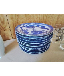 LOT DE 12 ASSIETTES EN PORCELAINE DECORS DRAGON