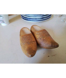 PAIRE DE SABOT EN BOIS