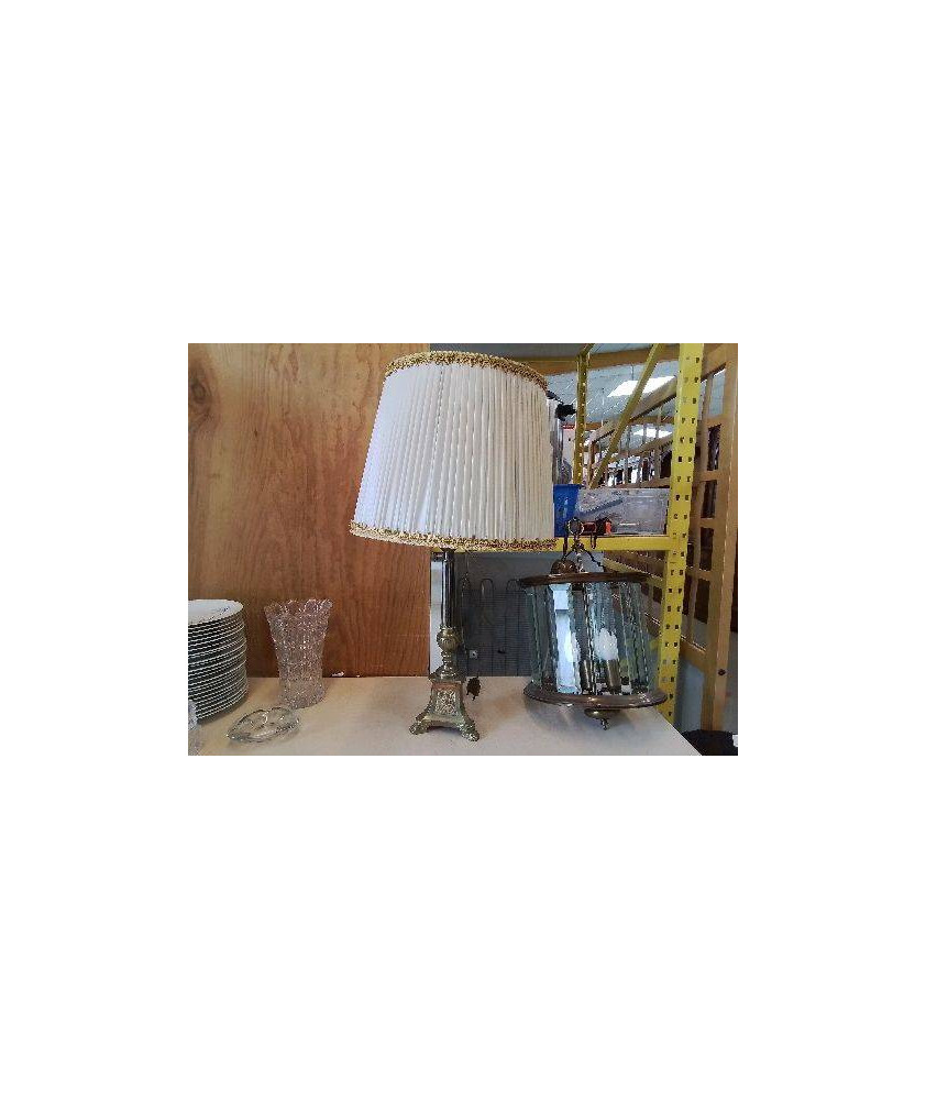 GRANDE LAMPE SUR PIED EN LAITON 