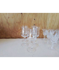 LOT DE 5 VERRES À PIED 