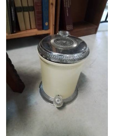POUBELLE DE SALLE DE BAIN A PEDALE  RÉSINE CRÈME ET MÉTAL CHROMÉ