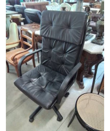 FAUTEUIL DE BUREAU A ROULETTES RÉSINE ET CUIR NOIR