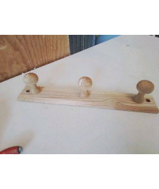 PORTE MANTEAU EN SAPIN 