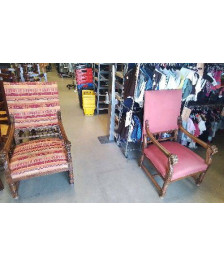 FAUTEUIL BOIS TISSU ACCOUDOIRS TETE DE LION 