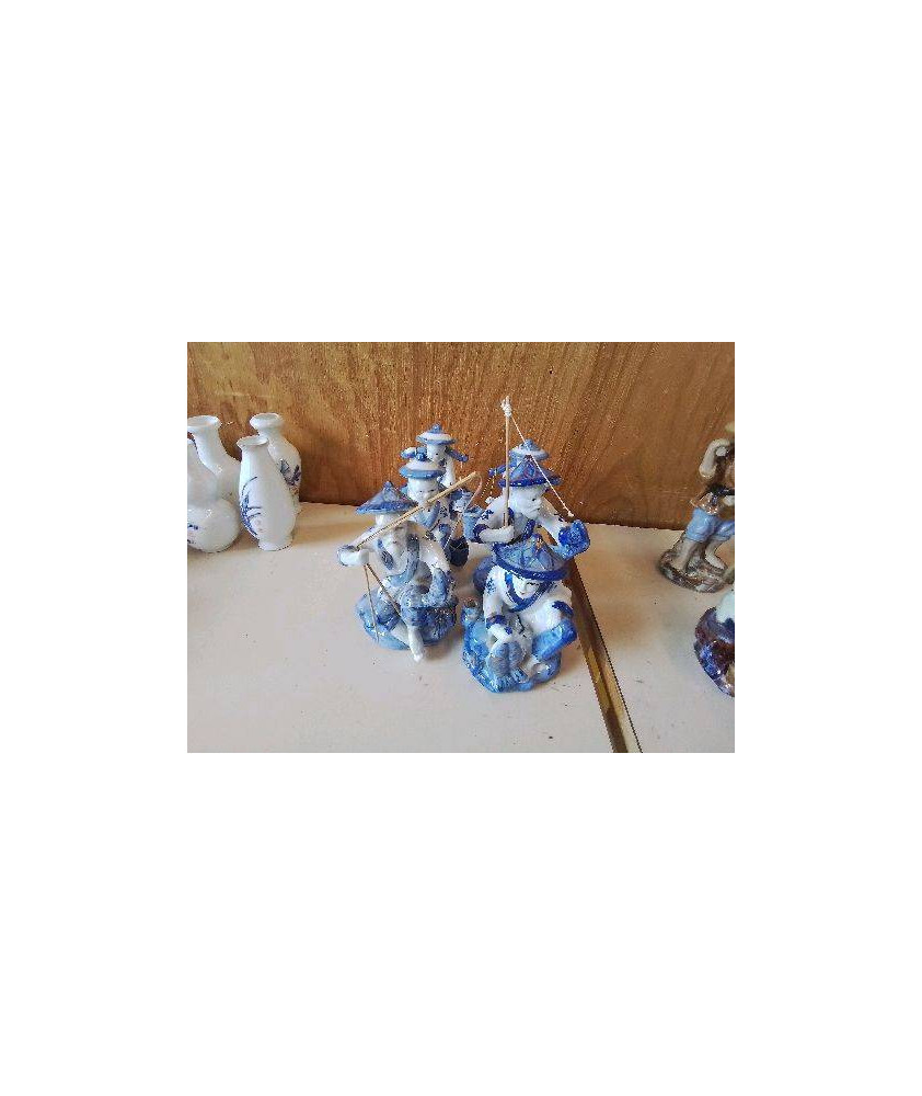 FIGURINE ASIATIQUE 