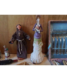 FIGURINE EN RESINE