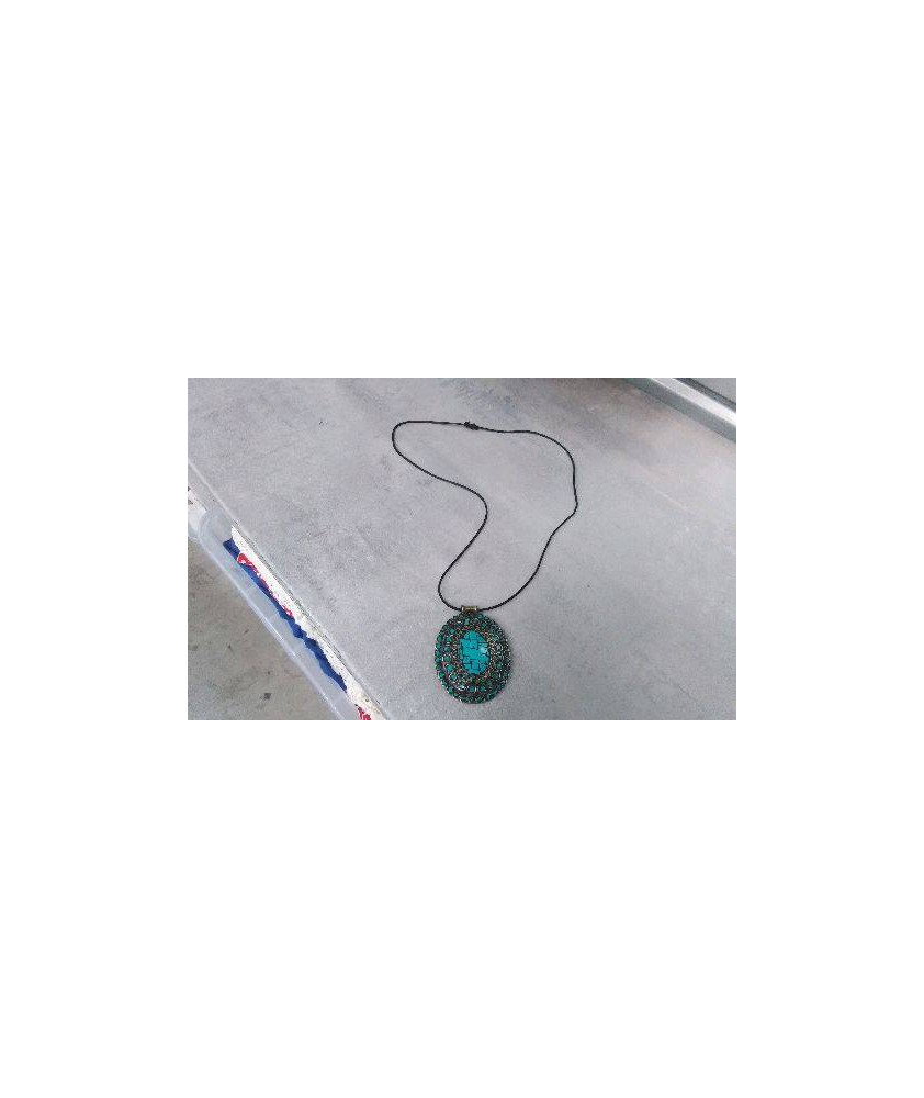 COLLIER