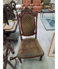 CHAISE BASSE BOIS SCULPTEE  ASSISE ET DOSSIER VELOURS BRONZE PIEDS TOURNÉS FIN XIXE EN L ETAT