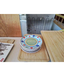 LOT DE 6 PETITES ASSIETTES MOTIF FLORAL 