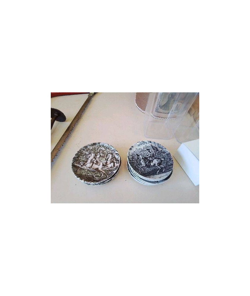 LOT PETITES ASSIETTES