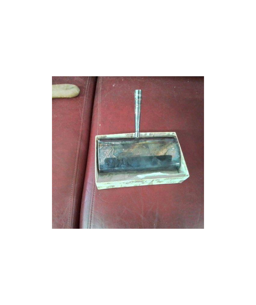 RAMASSE MIETTES METAL ARGENTÉ 