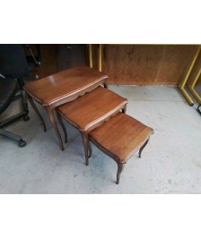 TABLE GIGOGNE 