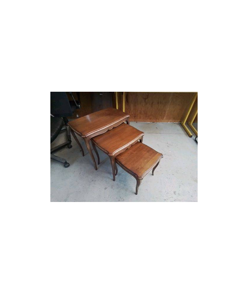 TABLE GIGOGNE 