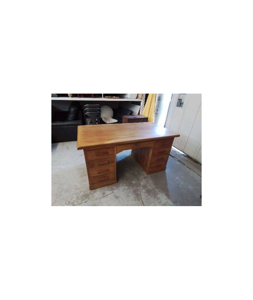 BUREAU DE MAÎTRE 