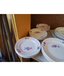 LOT DE 6 ASSIETTES À DESSERT MOTIF FLORAL 