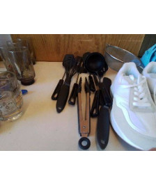 USTENSILE DE CUISINE NOIRE 