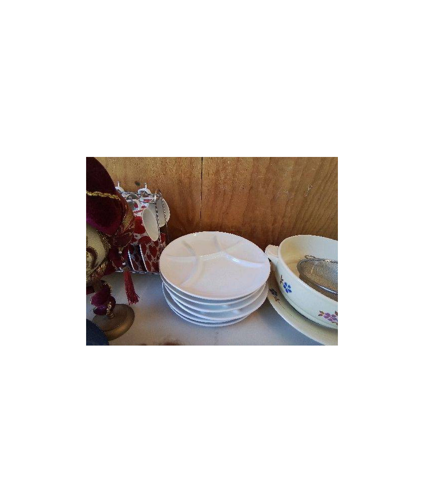 LOT DE 5 ASSIETTES BLANCHE À FONDUE 