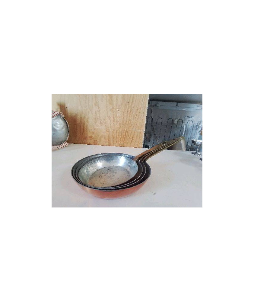 LOT DE 4 CASSEROLE EN CUIVRRE 