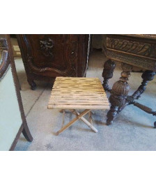 TABOURET EN BAMBOU 