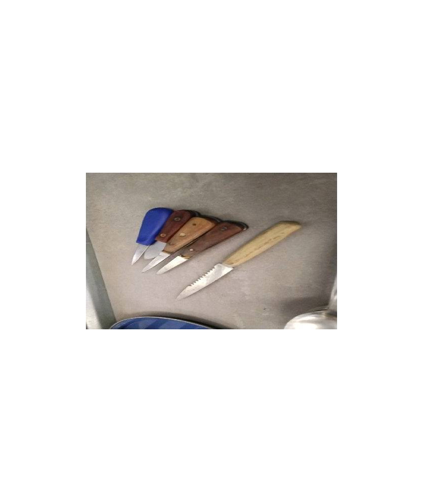 COUTEAU 
