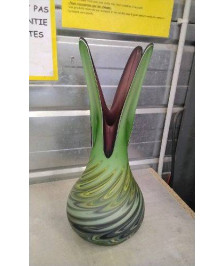 VASE PATE DE VERRE VERT SIGNE DARIUS ZARRIN