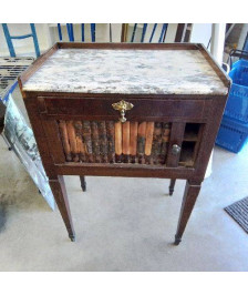 MEUBLE D’APPOINT TROMPE L’OEIL LIVRES A RESTAURER