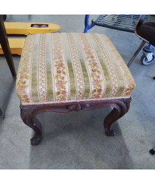 TABOURET TAPISSÉ 