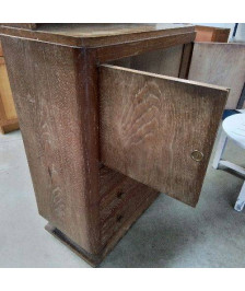 SECRETAIRE