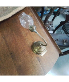 APPLIQUE LAMPE A PETROLE