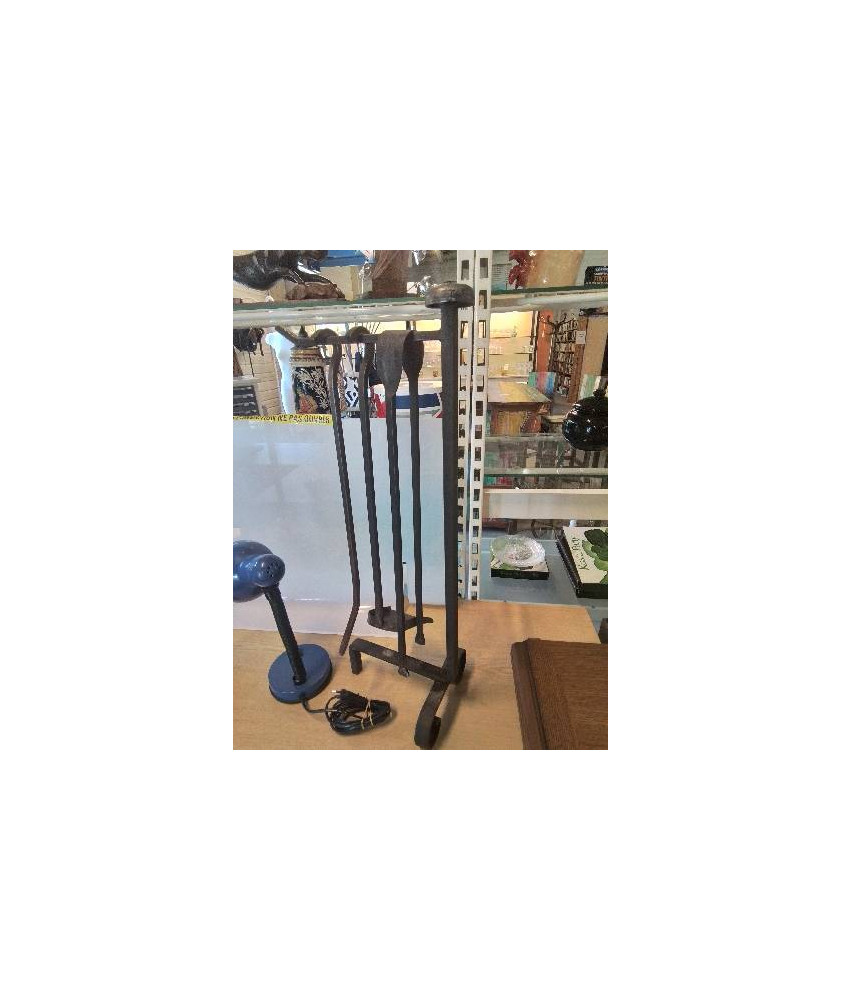 NÉCESSAIRE DE CHEMINÉE 4 PIECES FER FORGE
